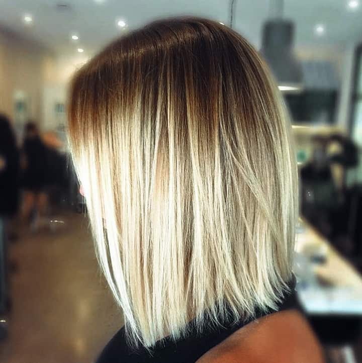 Inspirationen Frisuren Bob Blond Einfache Frisur in cooler Honigblondine