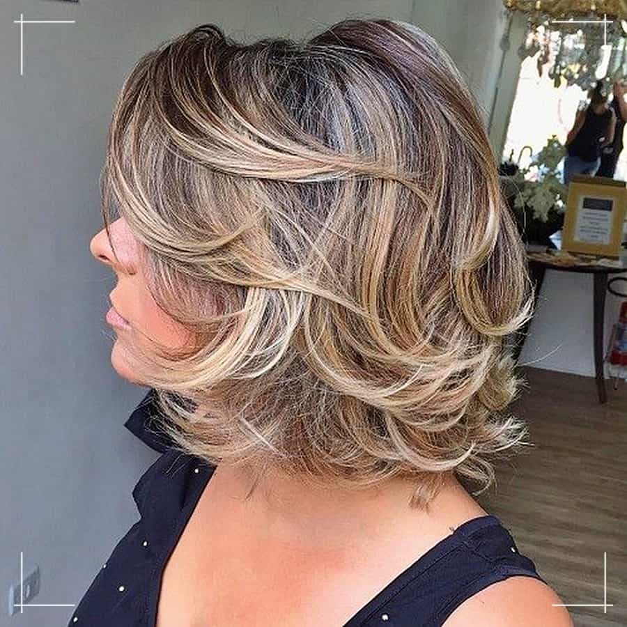 6 Voll und flirty Frisuren ab 40 Ovales Gesicht