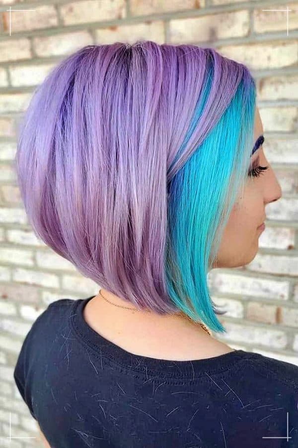 Edgy Lavendel Kurzhaarfrisur mit Aqua-Tönen