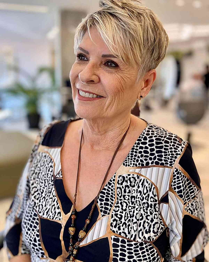 Kurzhaarfrisuren Damen ab 60 Dickes Haar: Stilvoll in Form gebracht!