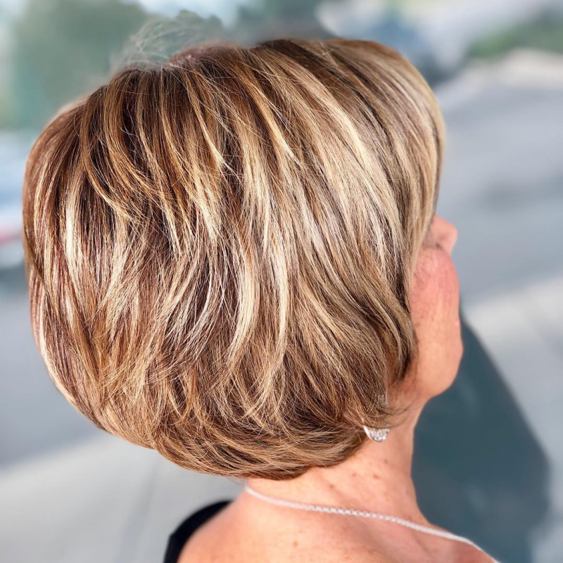 Kurzhaarfrisuren Damen ab 60 Braun: Vielseitigkeit und Eleganz in Perfektion!