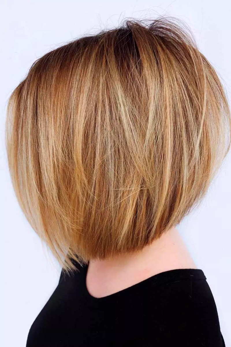 Gestufter Bob Frisuren: Der Perfekt Gestufte A-Linien-Bob für Volumen und Eleganz